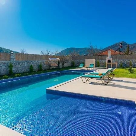 Saribelen Village 3 Bedroom 别墅 卡尔坎