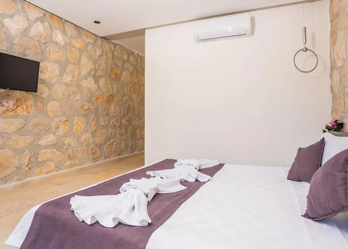 Saribelen Village 3 Bedroom 卡尔坎