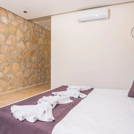 Saribelen Village 3 Bedroom 4908 Kalkan
