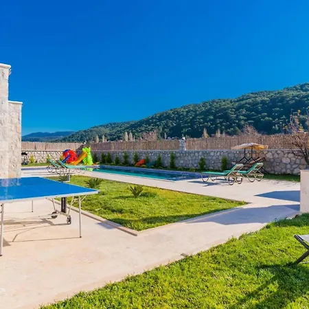 Villa Saribelen Village 3 Bedroom 4908 *