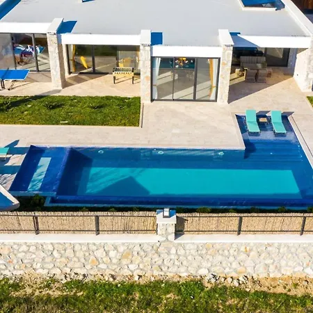 Villa Saribelen Village 3 Bedroom 4908 Kalkan